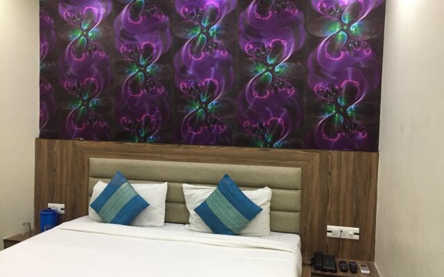 Hotel The Queen By Vivo Hotels