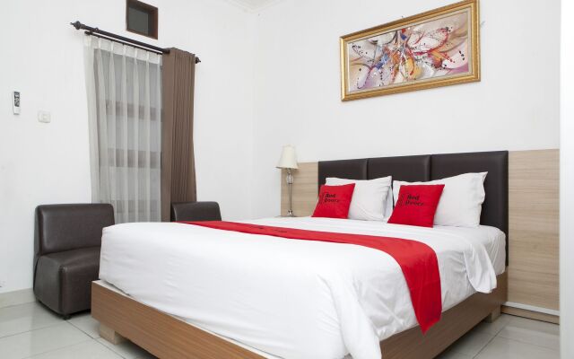 RedDoorz near Institut Teknologi Bandung