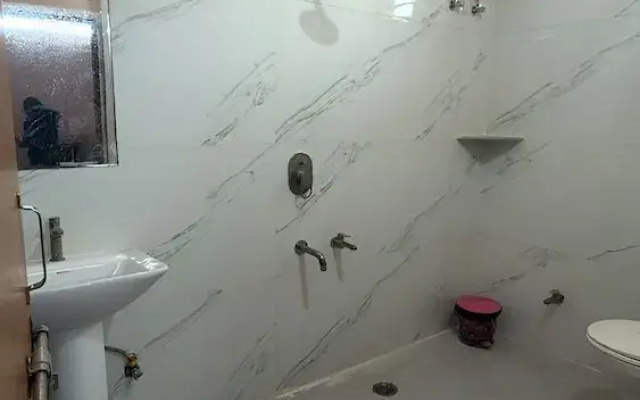 Amrit Guest House