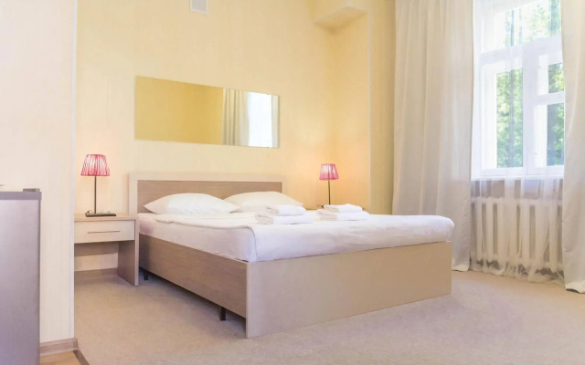 Парк-Отель Май