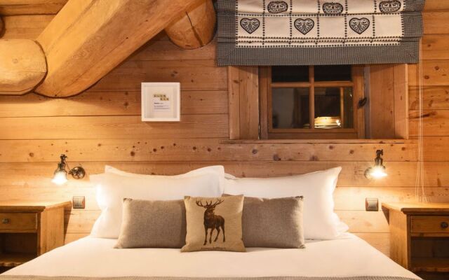 Chalet Elephant Blanc