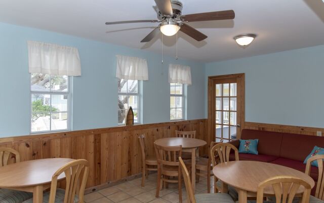 Pelican Bay Resort