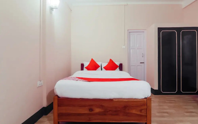 Oyo 22570 Amenity Guest House