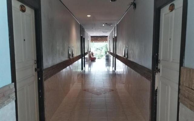 Platinum Place