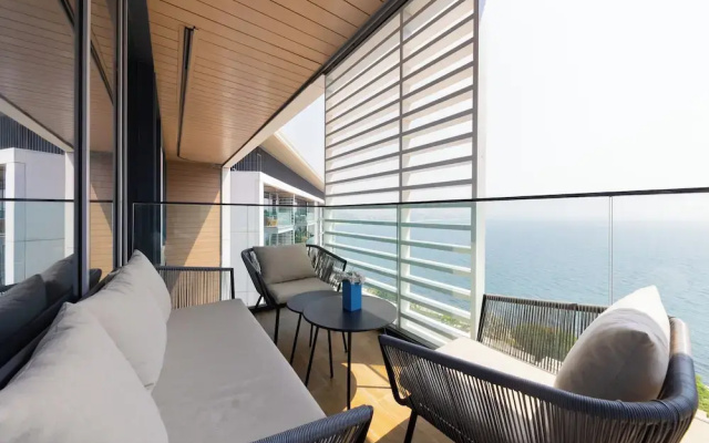 Sea View 2BR Bluewaters