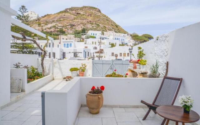 bougainvillea home at Plaka