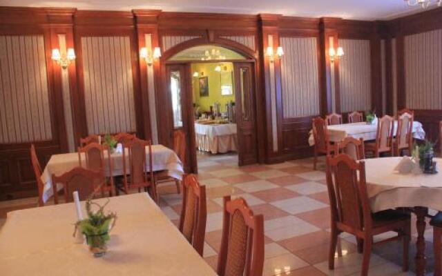 Hotel Zajazd Polonez