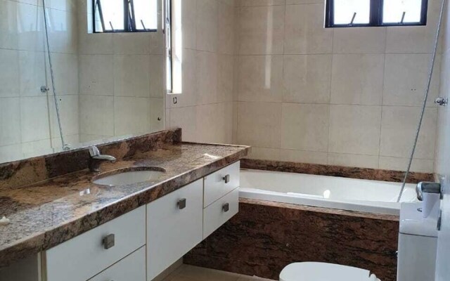 Apartamento FAMILIAR com 4 SUITES