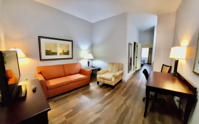 Red Roof Inn & Suites Midland