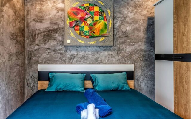 Tropical Living in Modern Villa Lancelot