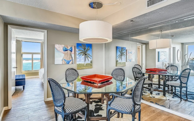 WVT 604 is a Beautiful 3 BR 2 Ba with a Boat Slip by RedAwning