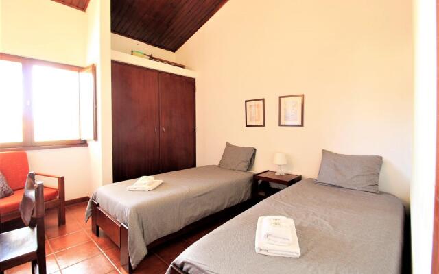 Albufeira Traditional Villa With Pool by Homing