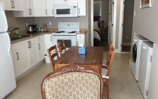 The Snowy B&B in White Rock