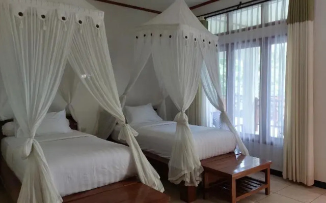 La Belle Etoile Hotel