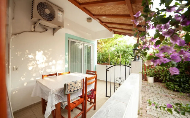 Zeybek 2 Pension & Apart