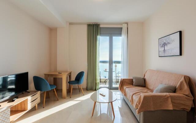 Georgia seaview apartment B3