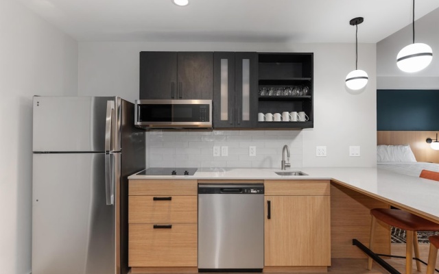 Hyatt House Thunder Bay