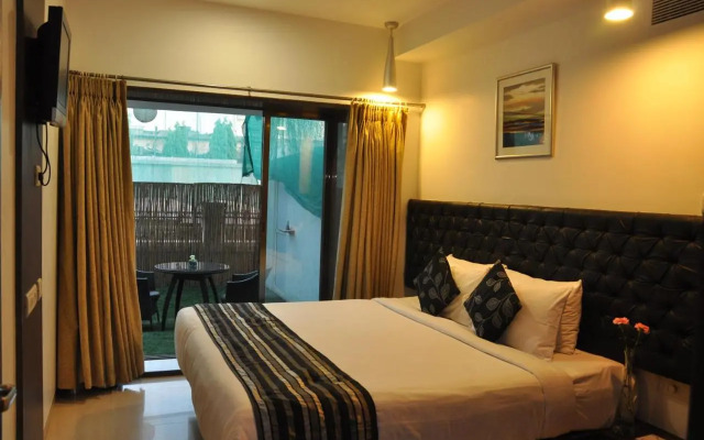 Oriental Residency Hotel