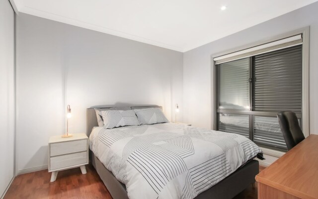 The Woolly Figg Apartment