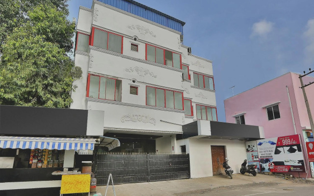 OYO 5328 Elite Residency