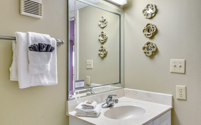 Inlet Reef 109 3 Bedroom Condo by RedAwning