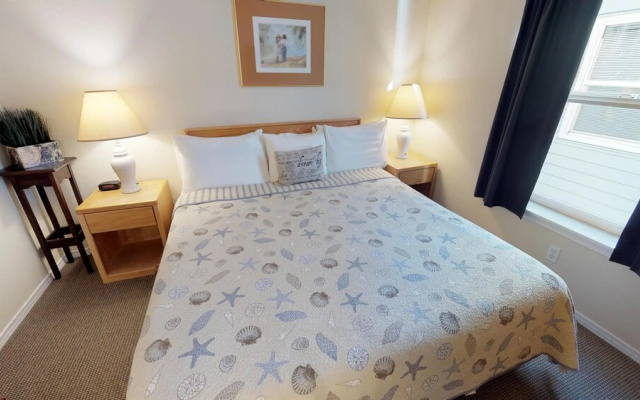 Waters Edge 308