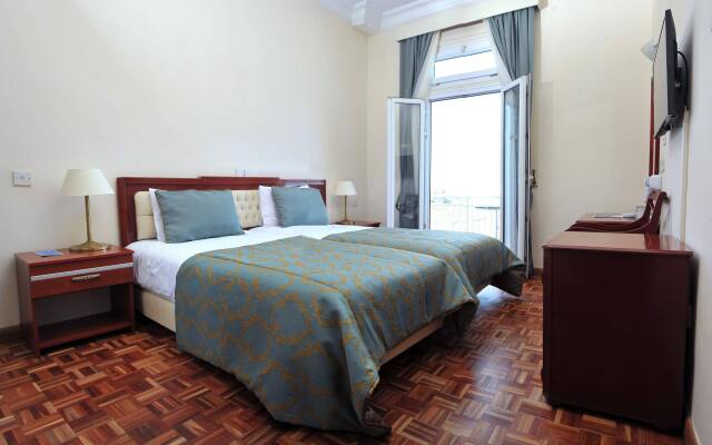 Dome Hotel
