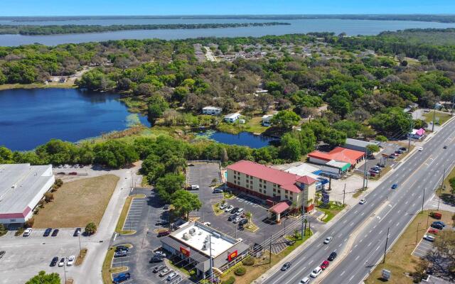 Sleep Inn Leesburg Chain of Lakes