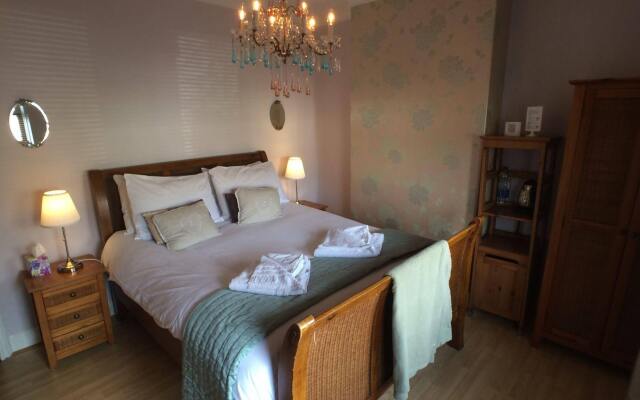 Tyrosa Rooms
