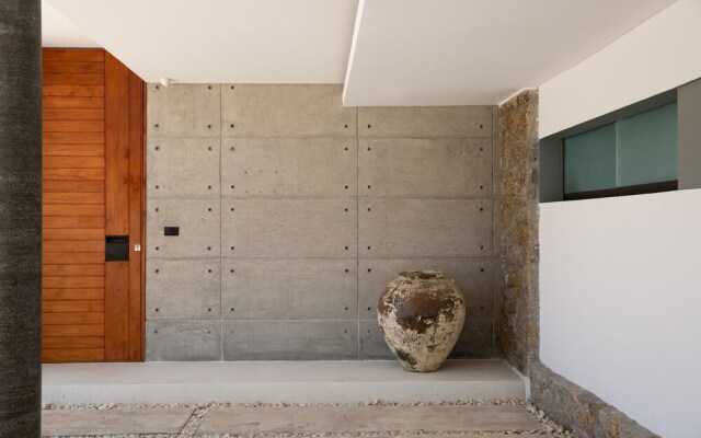 Kerem Luxury Beachfront Villas