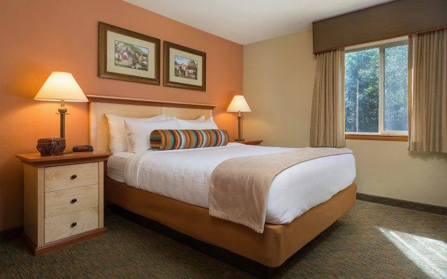Whispering Woods Resort