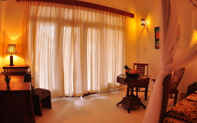 Oasey Beach Hotel