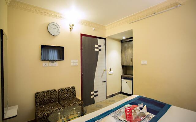 OYO 1758 Hotel Balaji Inn