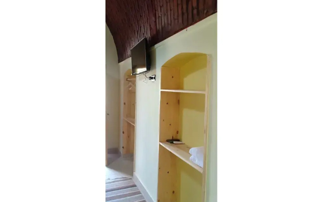 Ahmed Safari Camp & hotel