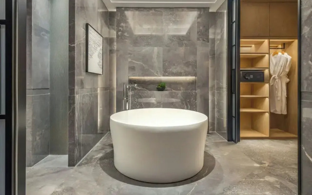 Sheraton Maoming Hot Spring Resort