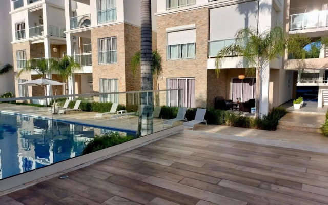 Relax Apto Pool And Golf View in Cana Pearl