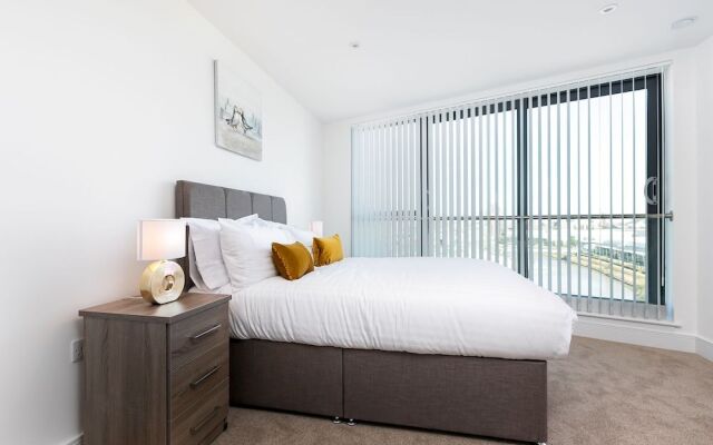 London Riverview - Canary Wharf - Excel