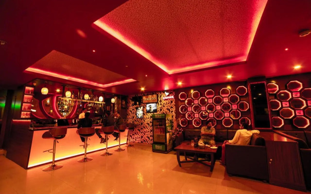 Hotel JSR Continental