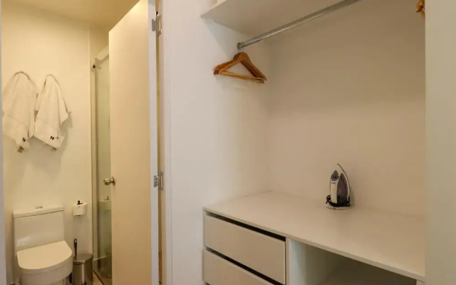 w Sensational 2BR in the Heart of Barranco