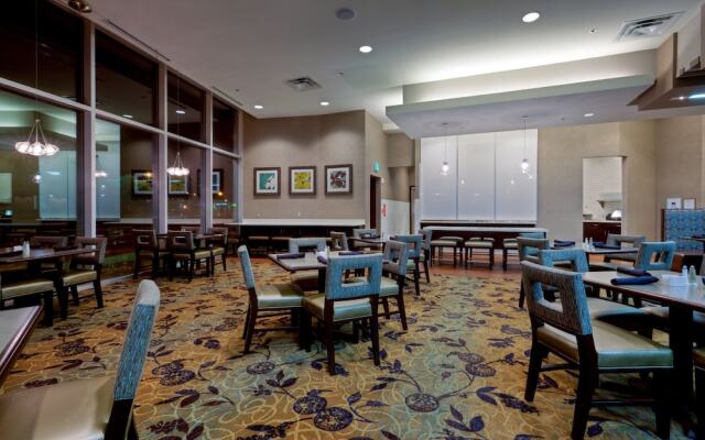 Holiday Inn Saskatoon Downtown