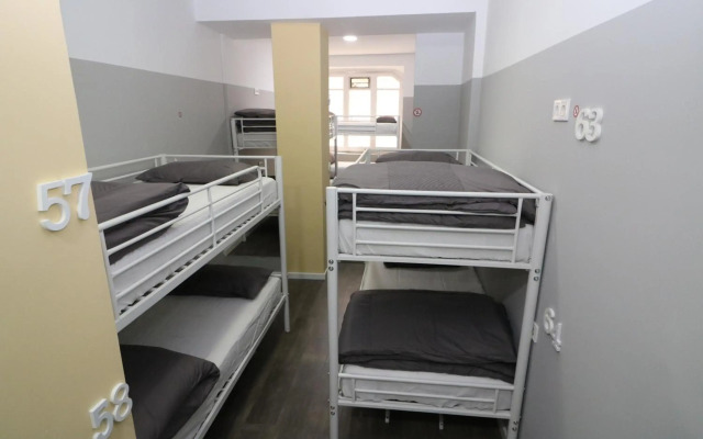 Madrid Downtown Hostel