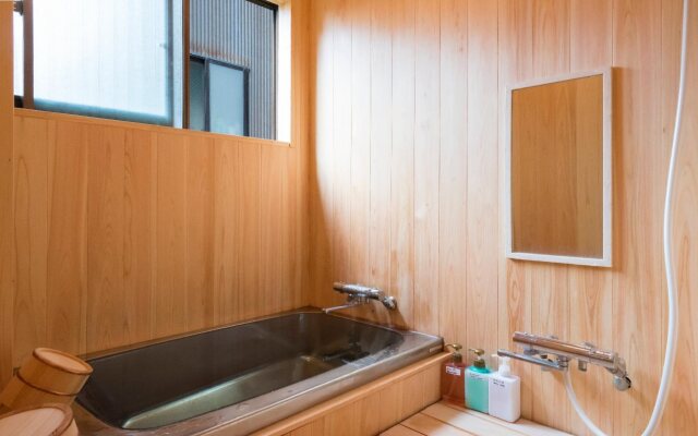 Kanazawahigashiyama CABIN HAKOBUNE