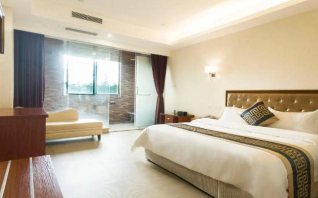 Fuyingmen Hot Spring Hotel