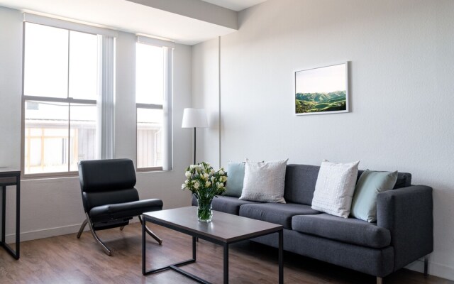 6th Street Condos by Barsala