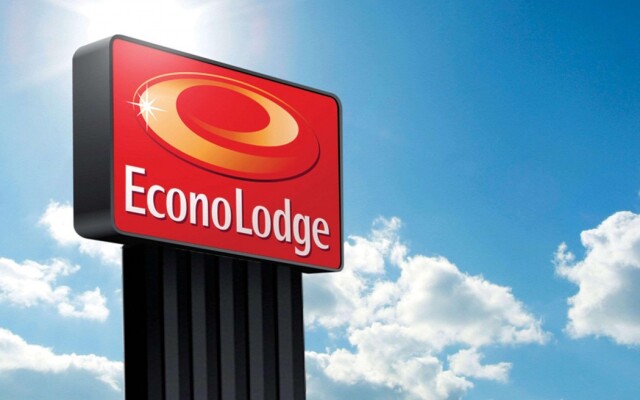 Econo Lodge Louisville East