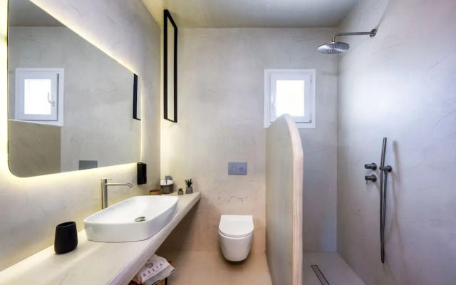 Aelia Luxury Suites Santorini