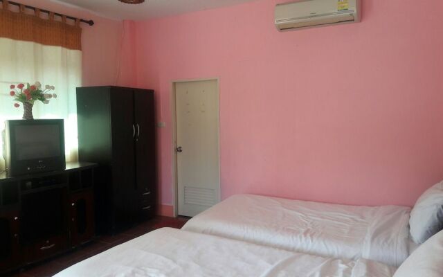 Somruthai Resort