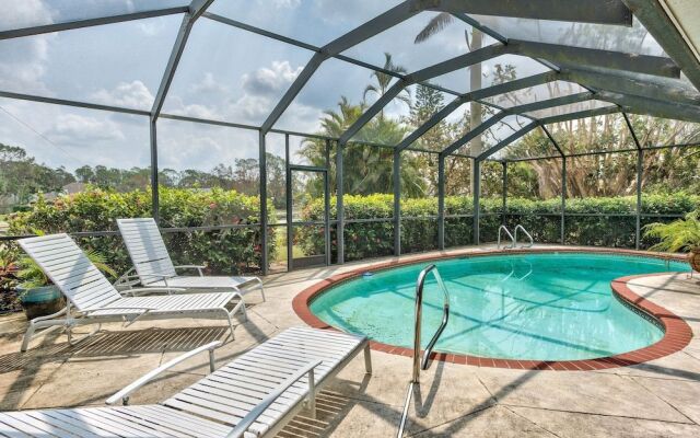 Rovigo Vacation Rental: Spacious Retreat with Panoramic Lake Views in Kings Lake. 4-BR, 4-Bathroom Home with Private Pool, just 3.4 Miles from the Vibrant Fifth Avenue South and Naples Attractions