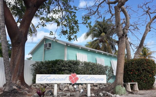 Tropical Cottages