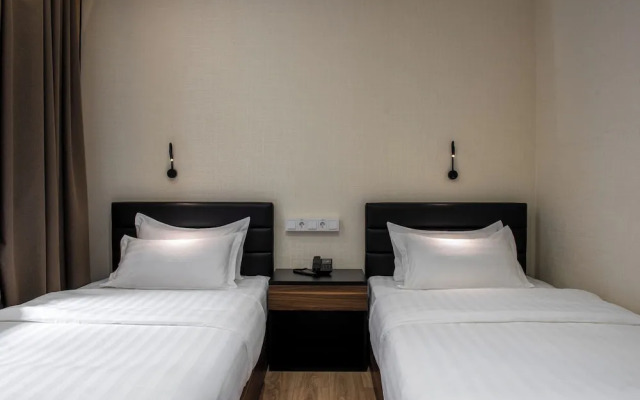 Silk Road Premium Hotel